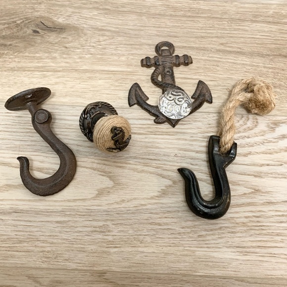 Nautical Cast Iron Hooks Hangers Wall Drawer Pull Lot of 4
